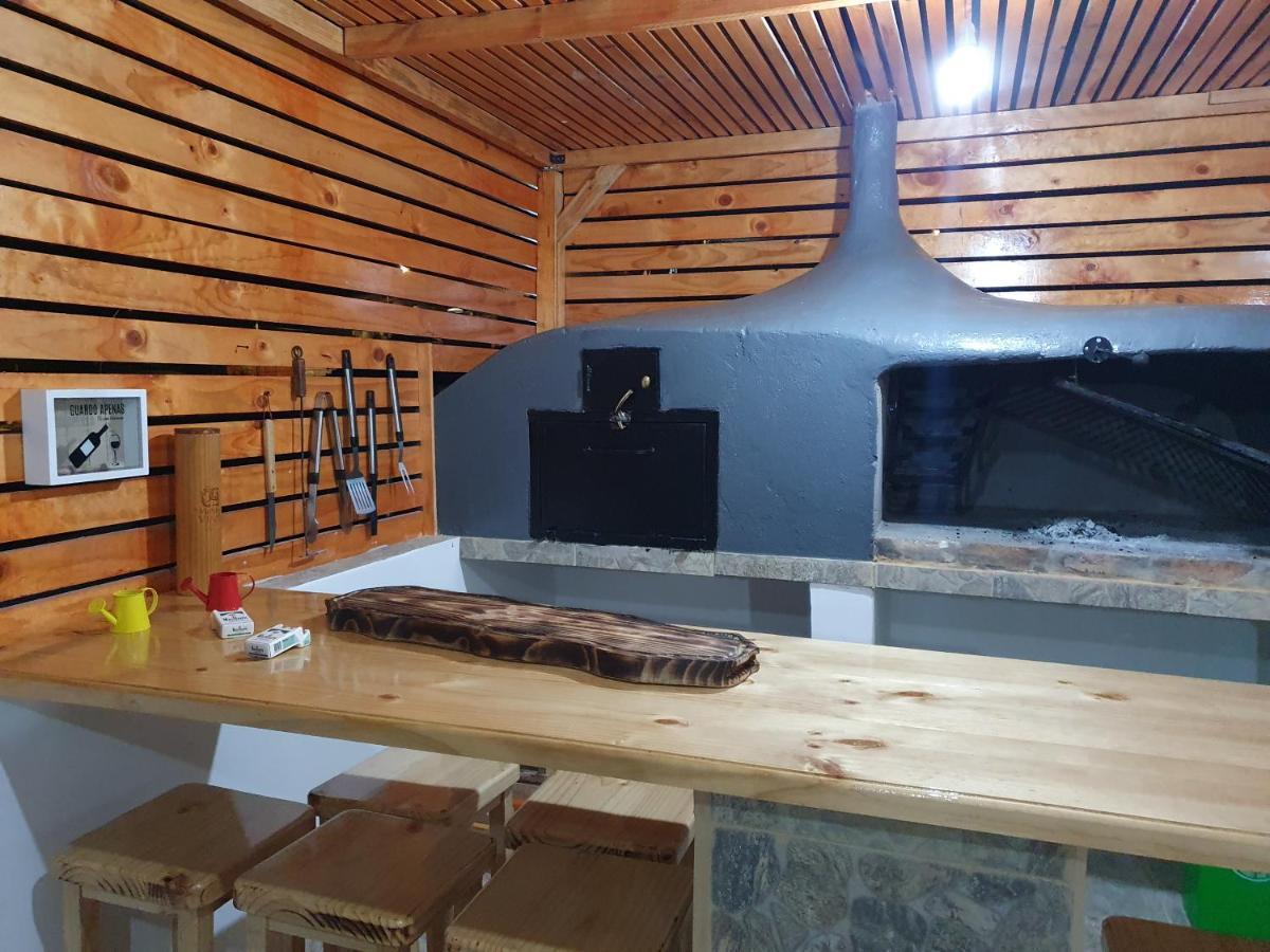 Hosteria Piedra Blanca ตาลตาล ภายนอก รูปภาพ